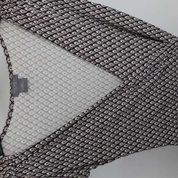 Ann Taylor Short Sleeve Dress - Picture 4 of 4